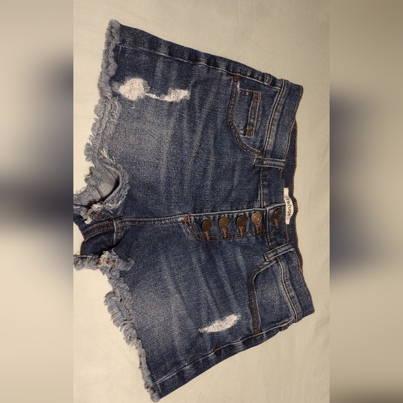 Denim Shorts (5) - Picture 2 of 5